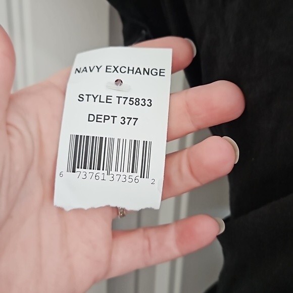 LOFT M blouse nwt off shoulder or round neck - Picture 3 of 4